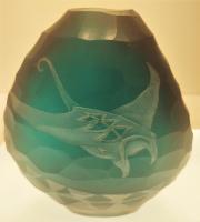 Sm Teal/Turquoise Manta Ray Pebble Vase by Heather Mettler <! local>