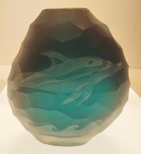 Sm Teal Dolphin Pebble Vase by Heather Mettler <! local>
