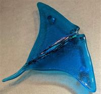 <b>*NEW*</b> Medium Dichroic Teal Aqua-Blue Glass Manta Ray by Brian Dugan <! local>
